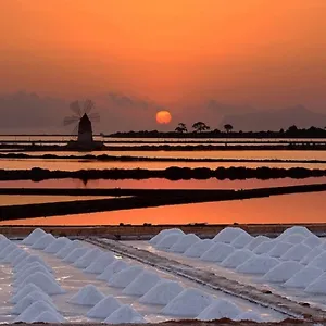 Sunrise Stagnone Sea View Marsala